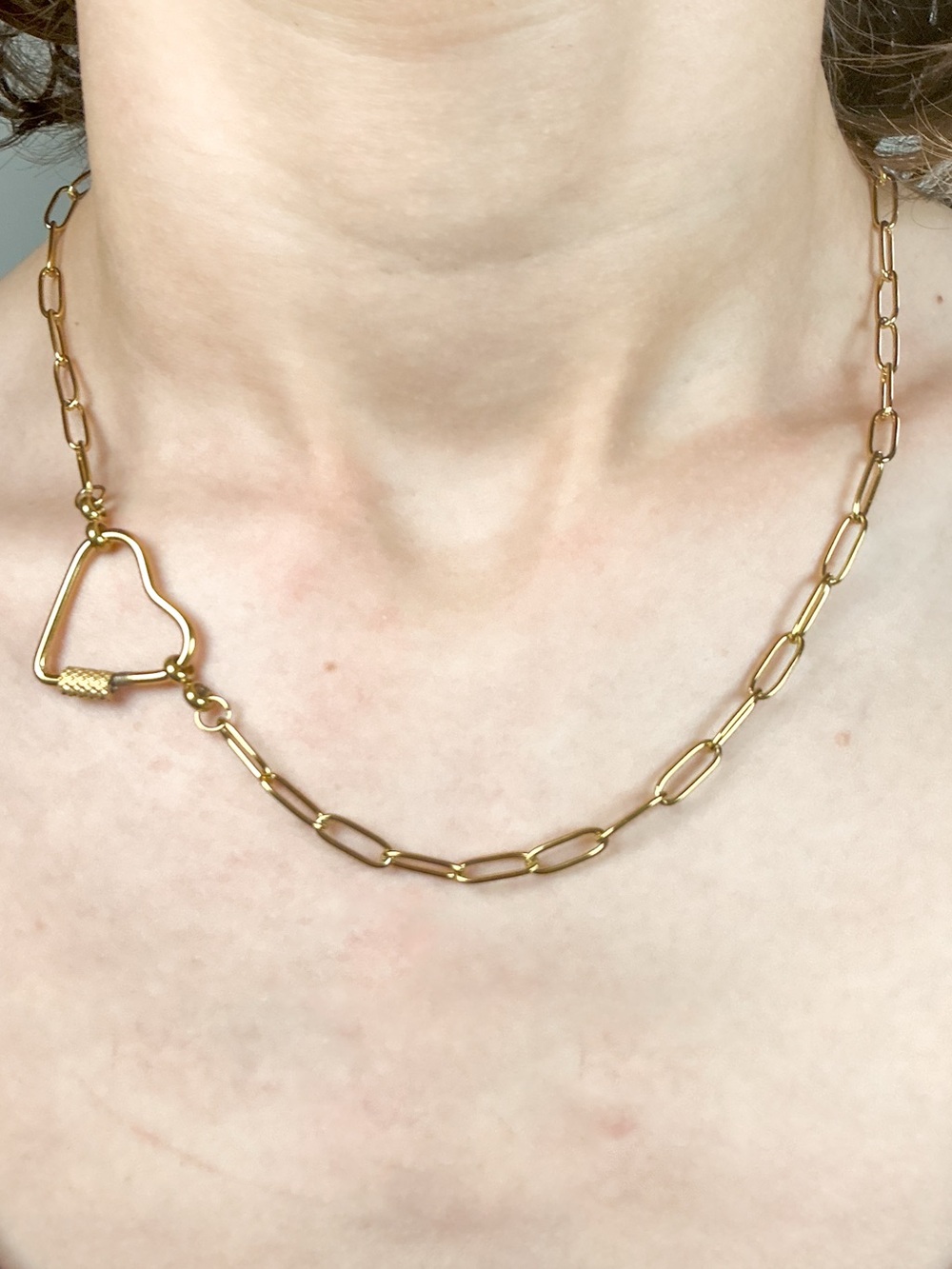 * Gold Tone Paperclip Chain Heart Carabiner screw lock Clasp Necklace Minimalist